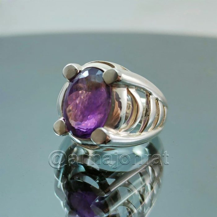 ⁦Natural Amethyst Gemstone Pure Silver Ring⁩ - الصورة ⁦2⁩
