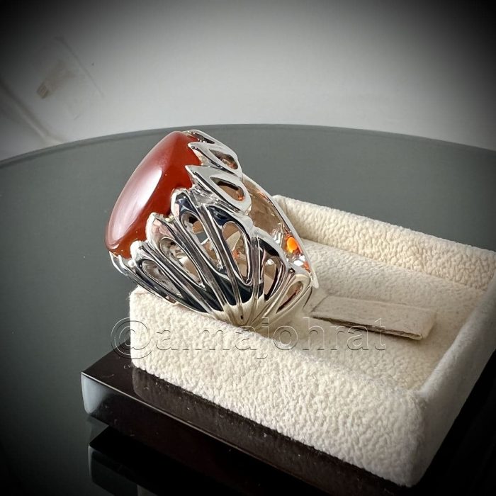Red Yemeni Aqeeq - عقيق يمني أحمر + Yemen Agate Liver Color + Romani Aqeeq