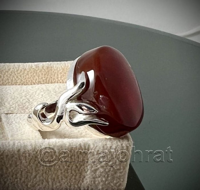 Red Yemeni Aqeeq - عقيق يمني أحمر + Yemen Agate Liver Color + Romani Aqeeq