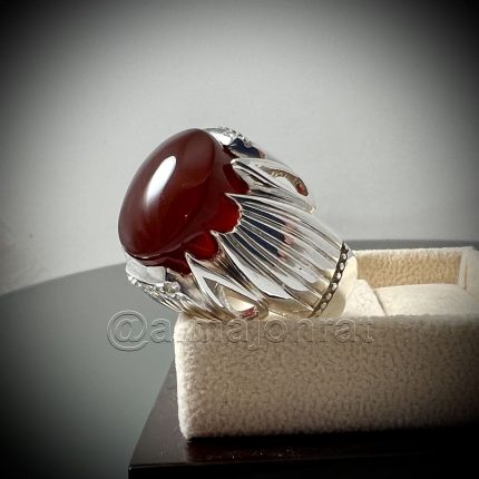 Red Yemeni Aqeeq - عقيق يمني أحمر + Yemen Agate Liver Color