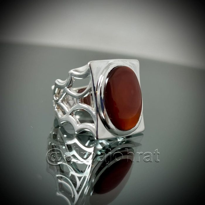 Red Yemeni Aqeeq - عقيق يمني أحمر + Yemen Agate Liver Color