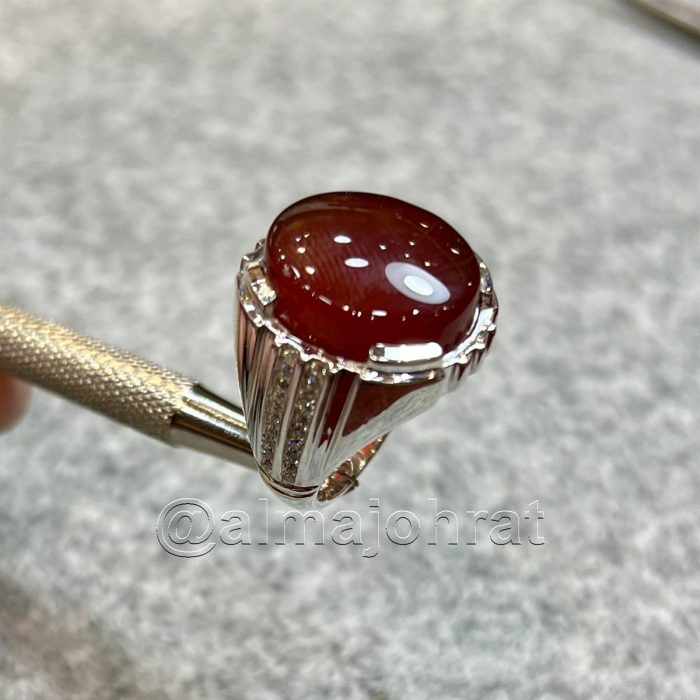 Red Yemeni Aqeeq - عقيق يمني أحمر + Yemen Agate Liver Color + Romani Aqeeq