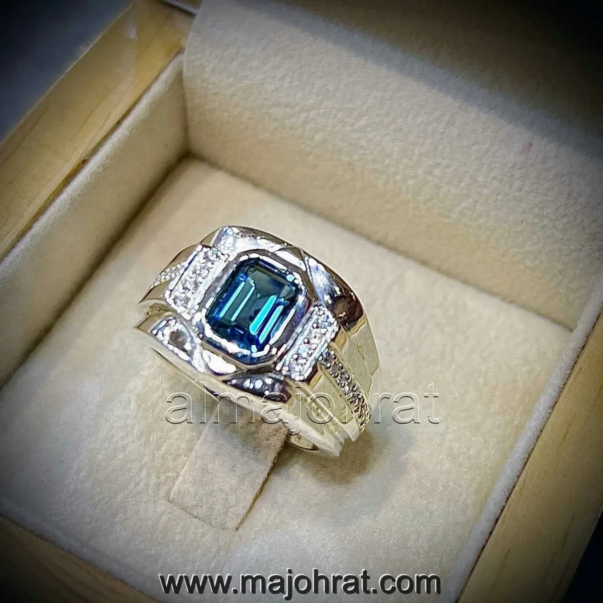London Blue Topaz Natural Gemstone - 925 Silver Luxury Ring - Image 1