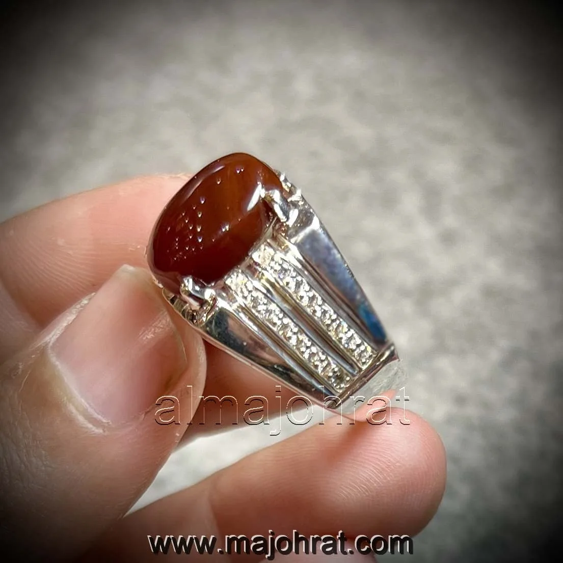 Red Yemeni Aqeeq - عقيق يمني أحمر + Yemen Agate Liver Color + Romani Aqeeq