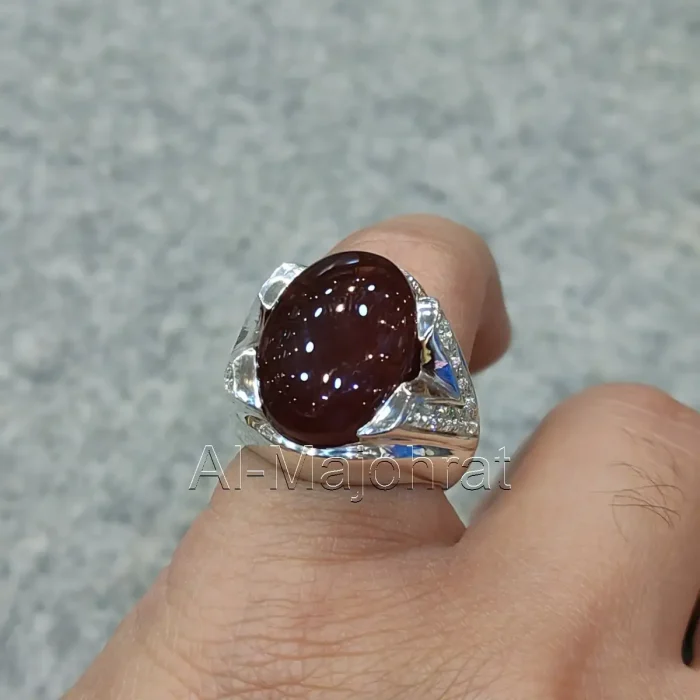 Red Yemeni Aqeeq - عقيق يمني أحمر + Yemen Agate Liver Color + Romani Aqeeq