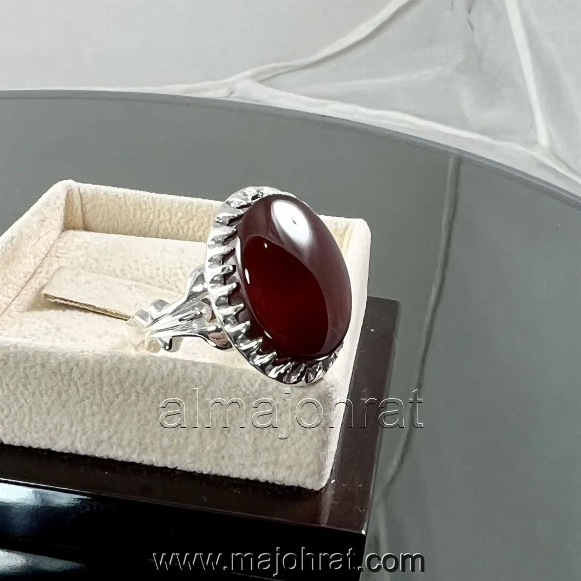 Red Yemeni Aqeeq - عقيق يمني أحمر + Yemen Agate Liver Color + Romani Aqeeq