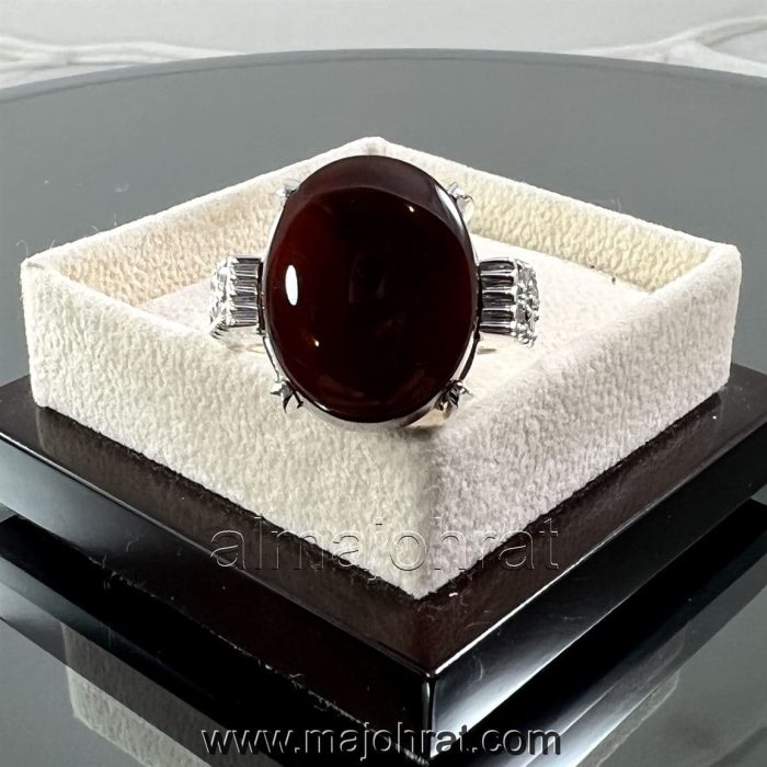 Red Yemeni Aqeeq - عقيق يمني أحمر + Yemen Agate Liver Color + Romani Aqeeq