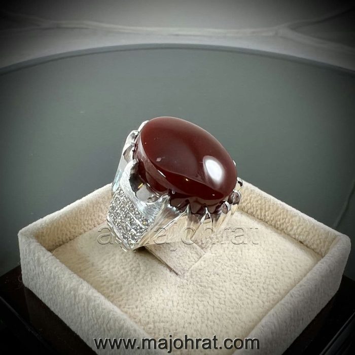 Red Yemeni Aqeeq - عقيق يمني أحمر + Yemen Agate Liver Color + Romani Aqeeq