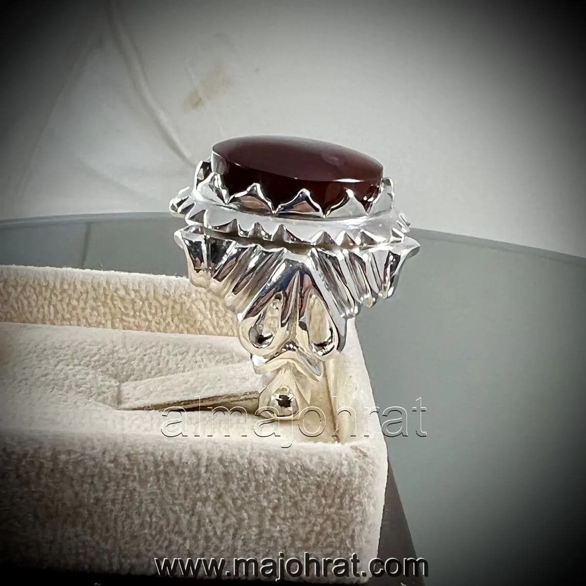 Red Yemeni Aqeeq - عقيق يمني أحمر + Yemen Agate Liver Color + Romani Aqeeq