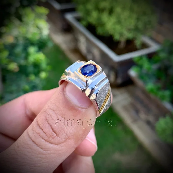 ⁦Natural Blue Sapphire Ring - Silver Ring⁩ - الصورة ⁦2⁩