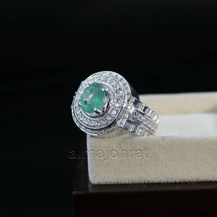 ⁦Emerald Zambian Natural Gemstone - Pure Silver Ring⁩ - الصورة ⁦4⁩