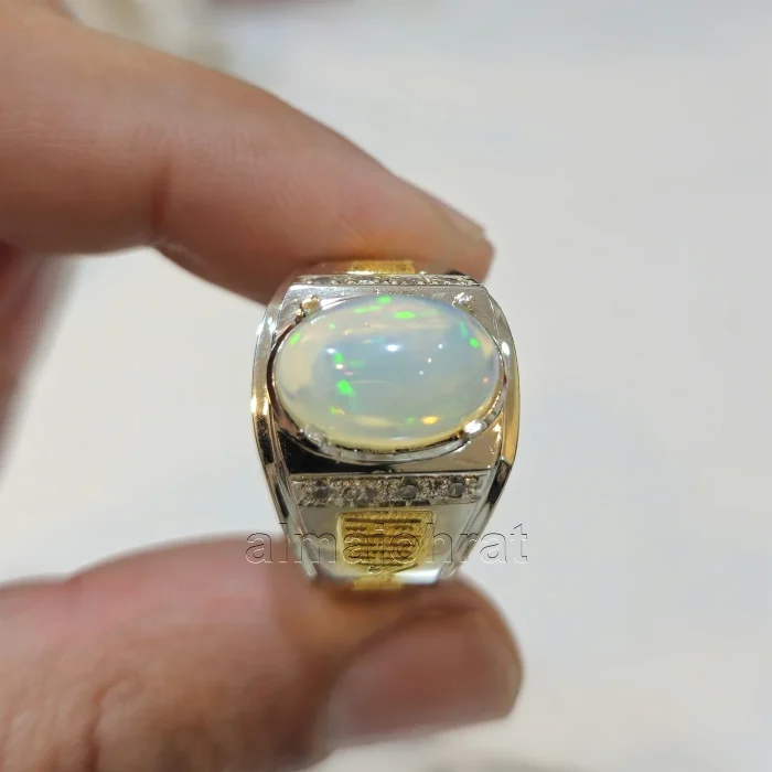 ⁦White Opal Ethiopian Natural Gemstone - Silver Ring⁩ - الصورة ⁦1⁩