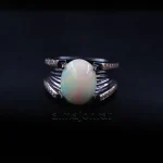 ⁦White Opal & Black Rhodium - Natural Gemstone - Silver Ring⁩ - الصورة ⁦2⁩