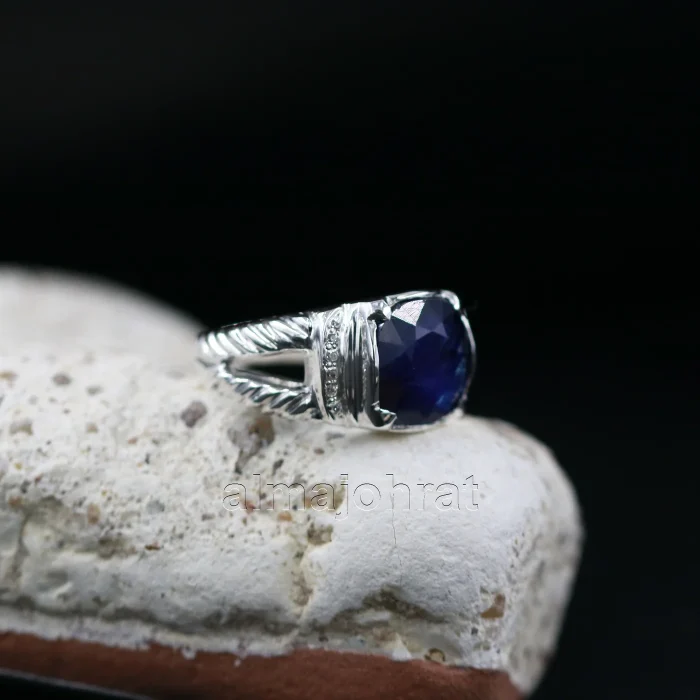 ⁦Natural Blue Sapphire (Certified) Ring - Silver Ring⁩ - الصورة ⁦2⁩