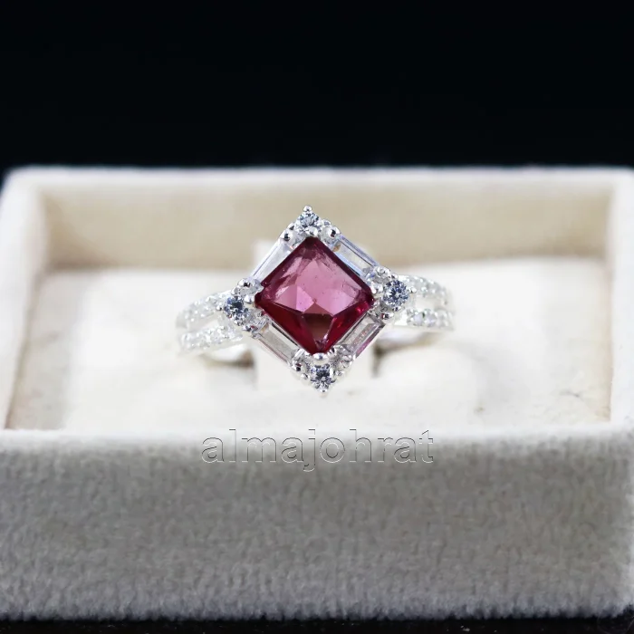 ⁦Natural Rhodolite Garnet Gemstone Ring for Women Silver 925⁩ - الصورة ⁦5⁩