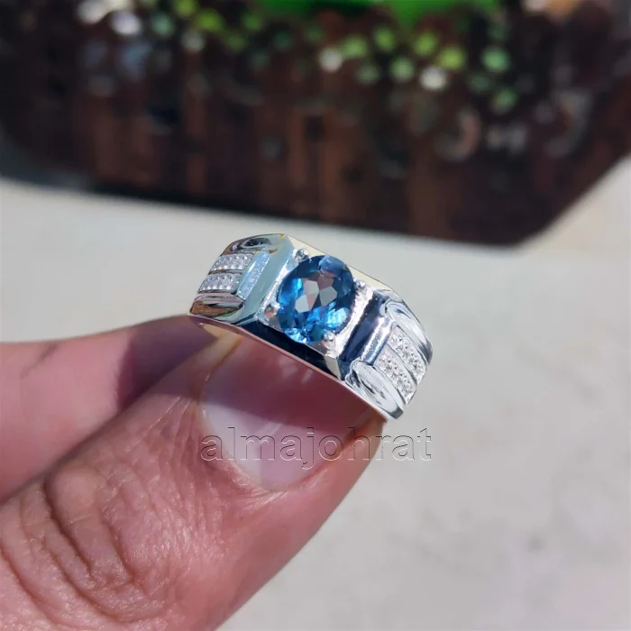 ⁦London Blue Topaz Natural Gemstone - Silver Ring⁩ - الصورة ⁦5⁩
