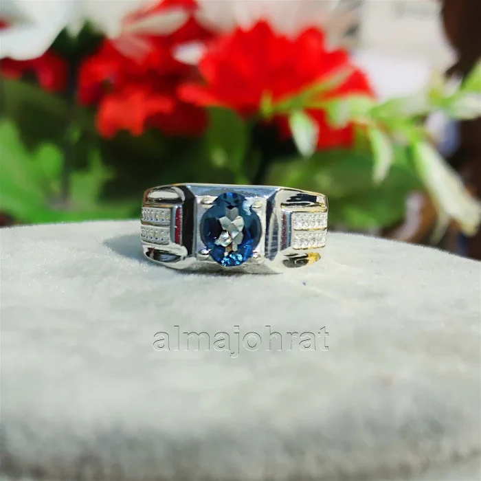 ⁦London Blue Topaz Natural Gemstone - Silver Ring⁩ - الصورة ⁦4⁩