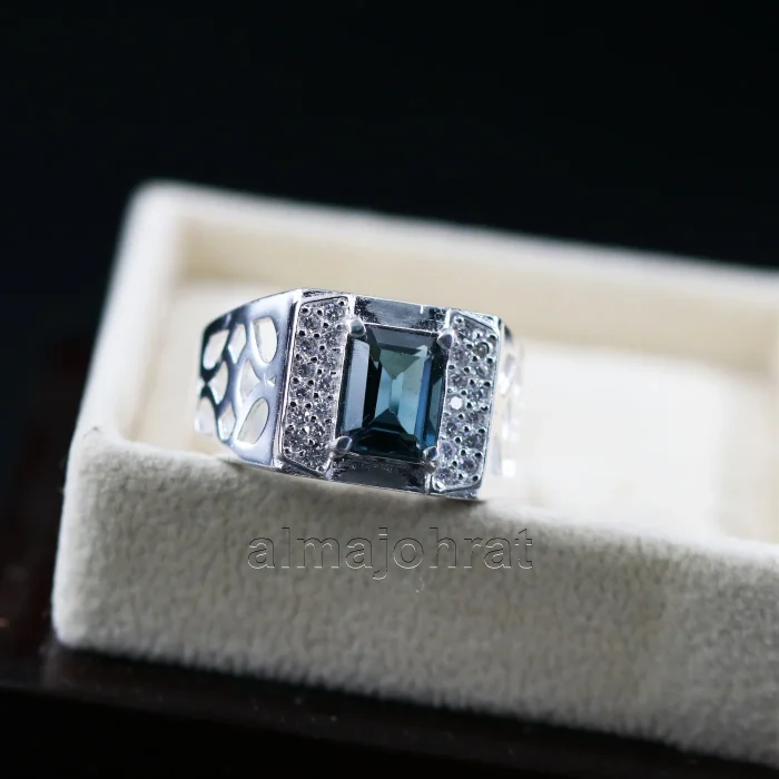 ⁦London Blue Topaz Natural Gemstone - Silver Ring⁩ - الصورة ⁦3⁩