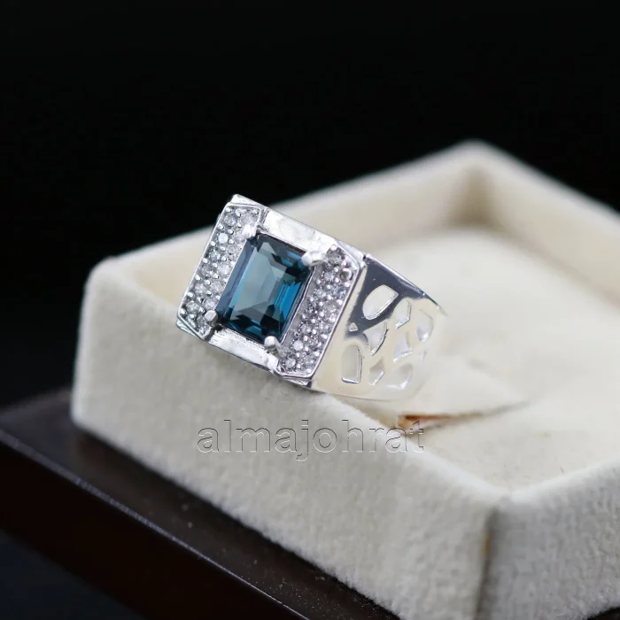 ⁦London Blue Topaz Natural Gemstone - Silver Ring⁩ - الصورة ⁦5⁩