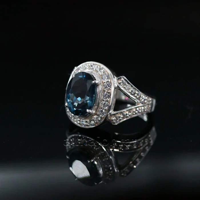 ⁦London Blue Topaz Natural Gemstone - Silver Ring⁩ - الصورة ⁦2⁩