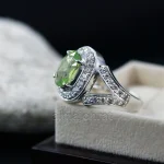 ⁦Natural Peridot Gemstone Ring Pure Silver⁩ - الصورة ⁦3⁩